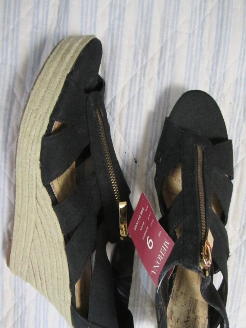 Merona Meredith Black and Natural Zip Up Wedge Sandal, Size 9